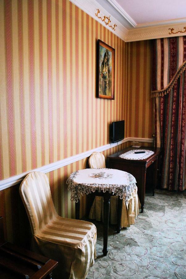Hotel Ksiaze Poniatowski Lesznowola  객실 사진