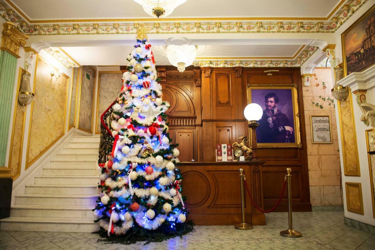 Hotel Ksiaze Poniatowski Lesznowola  외부 사진
