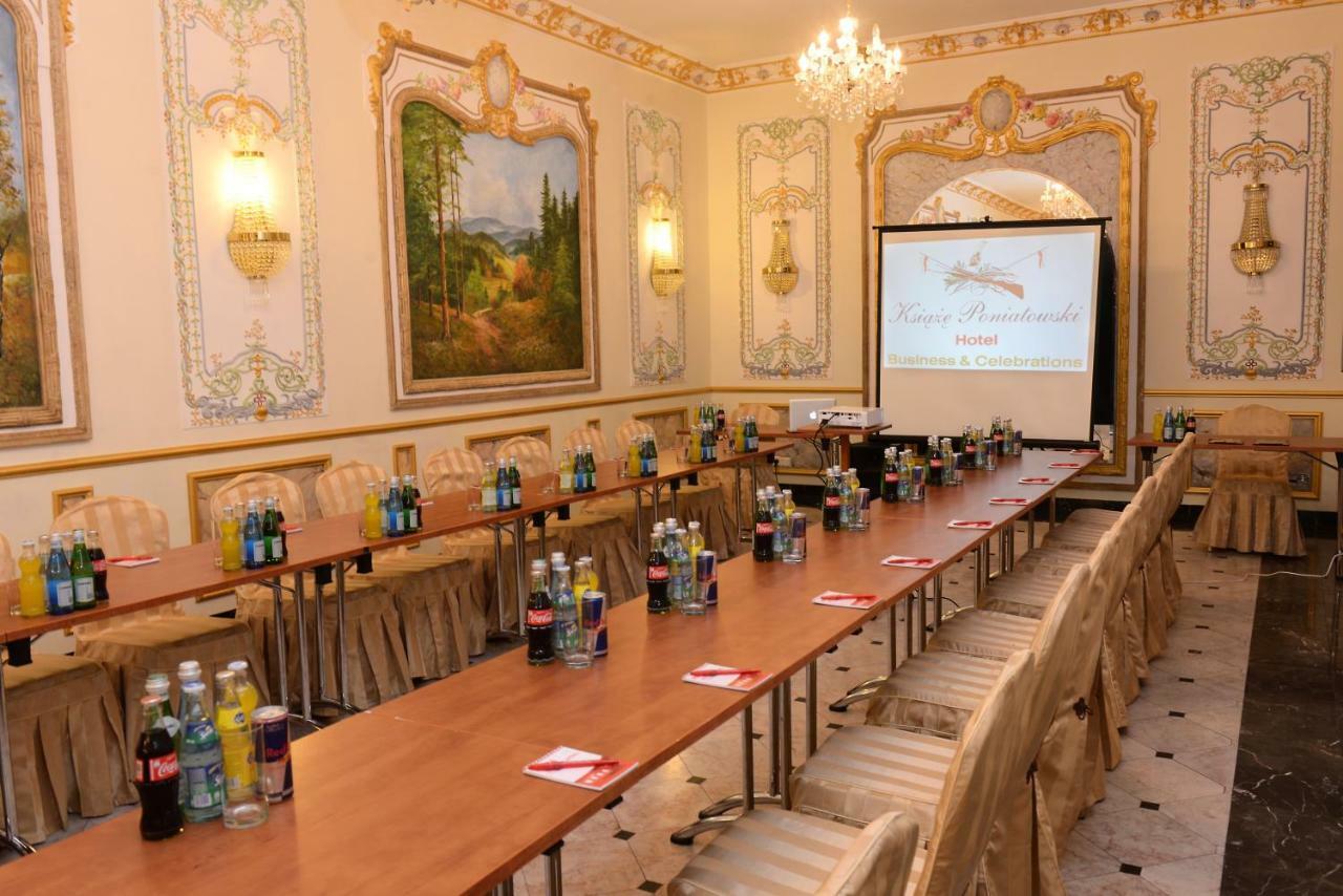 Hotel Ksiaze Poniatowski Lesznowola  외부 사진